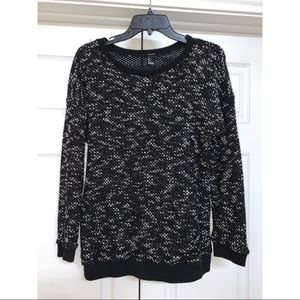 Forever 21 Black & White Knit Sweater